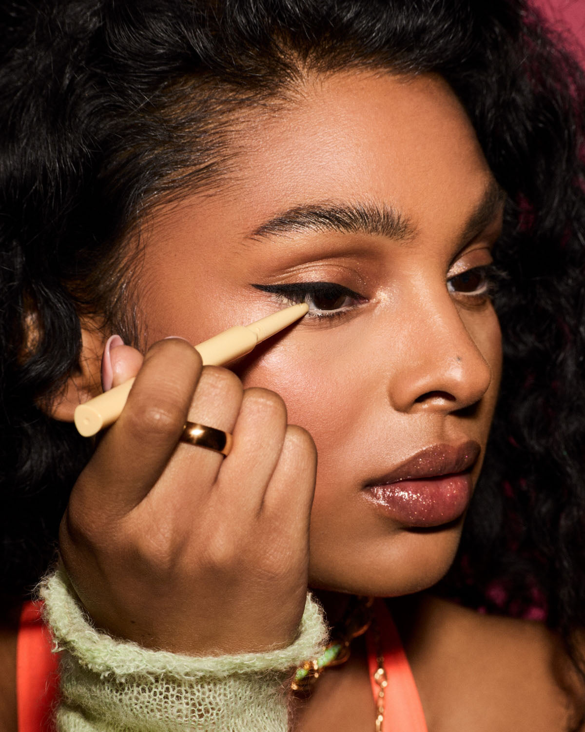 Fine Linez Lash Line-Enhancing Eyeliner — Vanilla Killa